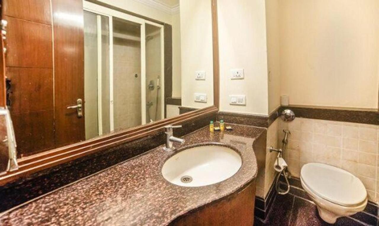Fabhotel Bmk Grand New Delhi Bagian luar foto